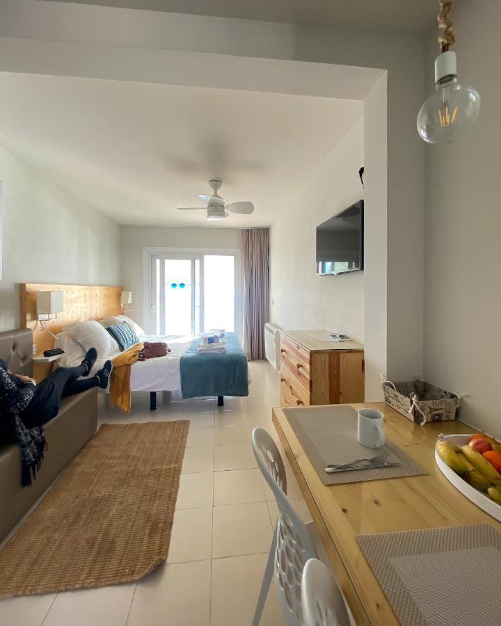 סנט אנטוני דה קלנג'ה Apartaments Gibert מראה חיצוני תמונה