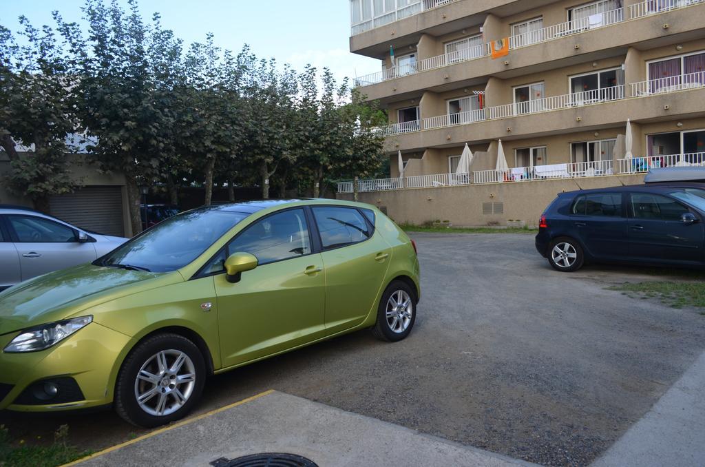 סנט אנטוני דה קלנג'ה Apartaments Gibert מראה חיצוני תמונה