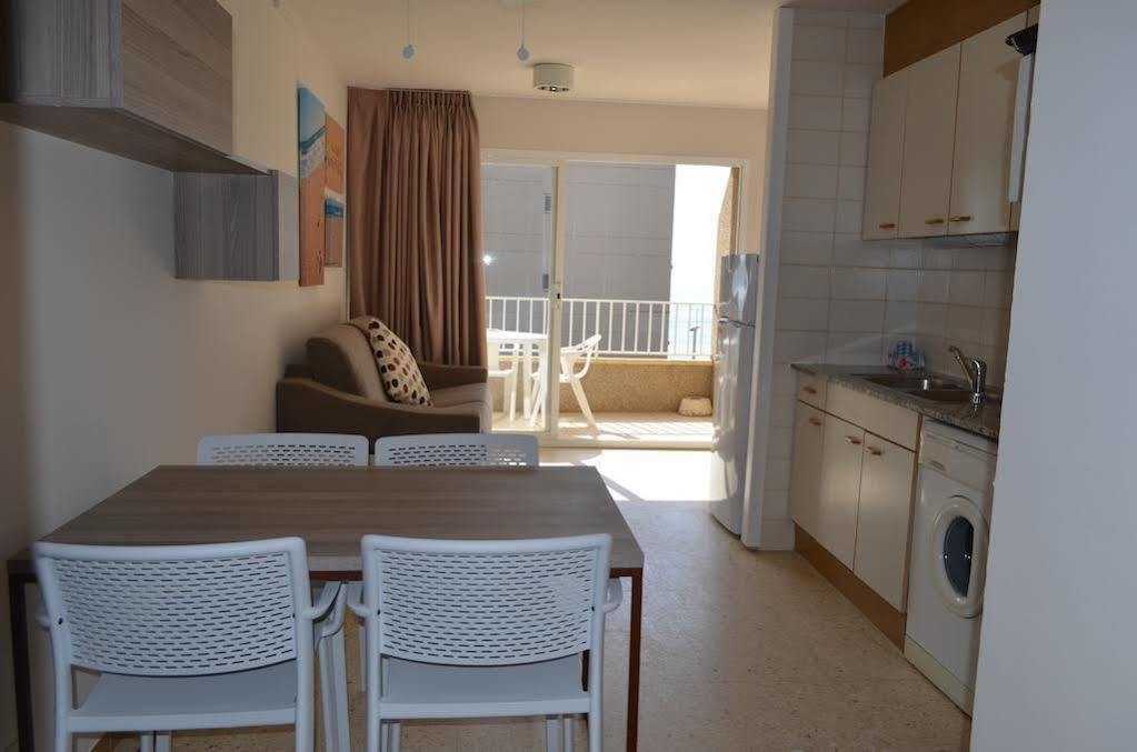 סנט אנטוני דה קלנג'ה Apartaments Gibert מראה חיצוני תמונה