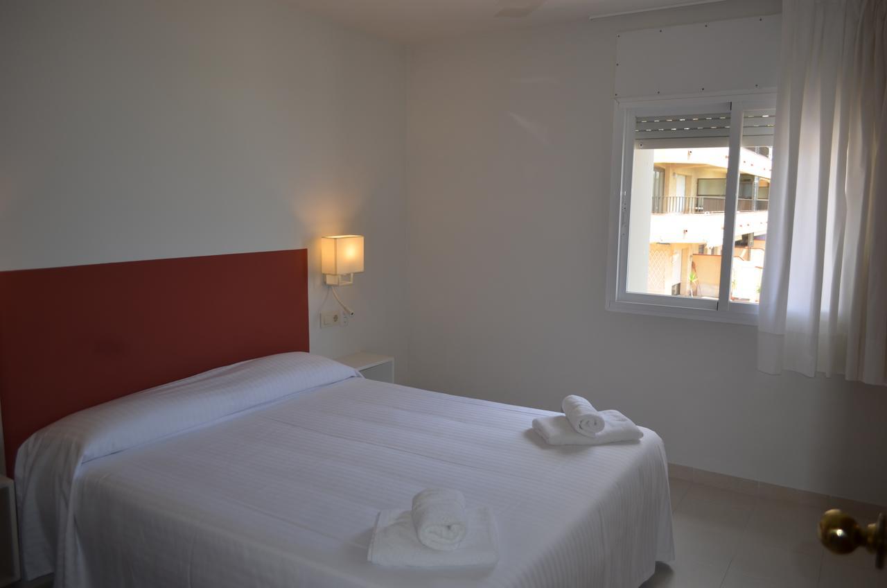 סנט אנטוני דה קלנג'ה Apartaments Gibert מראה חיצוני תמונה